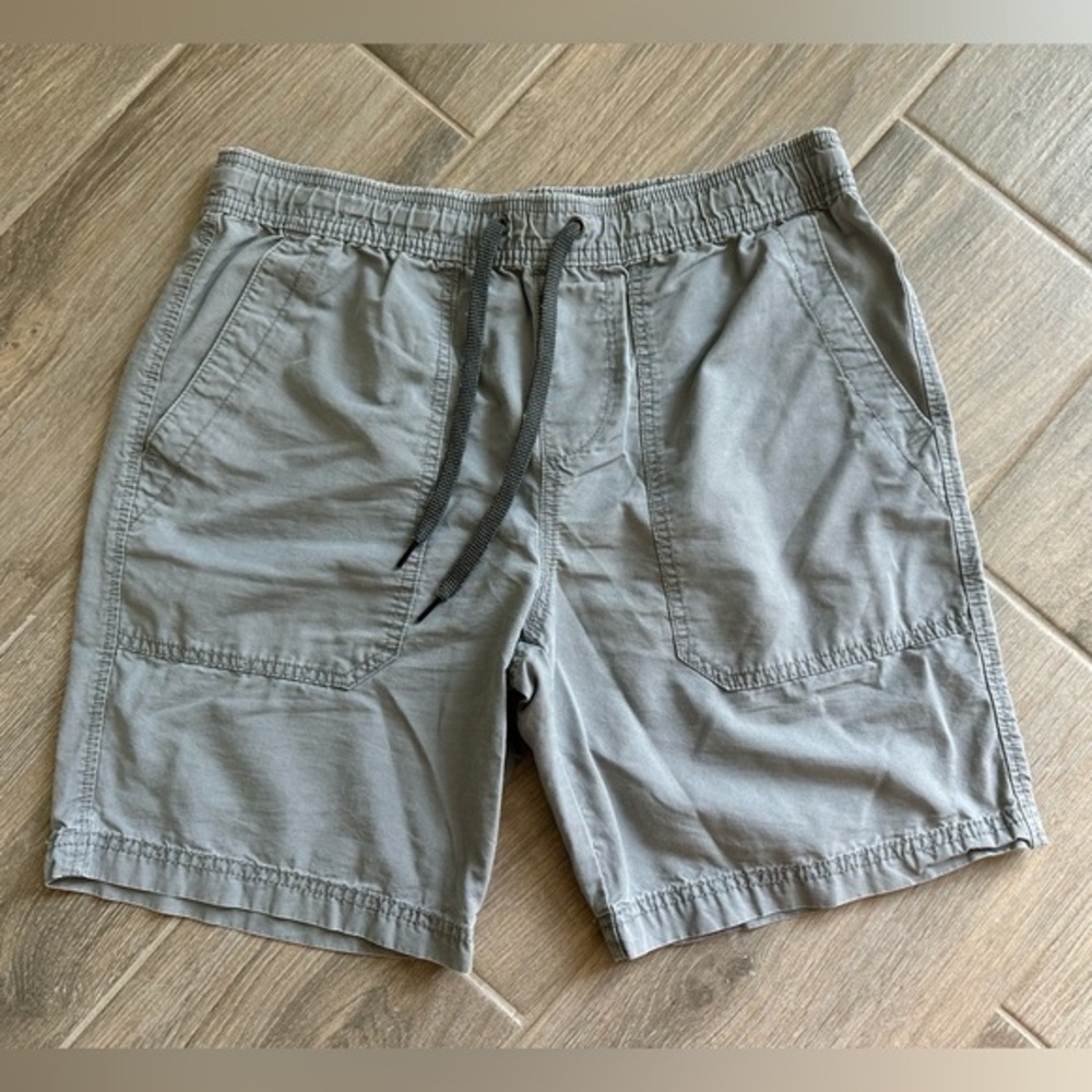 Men’s Aeropostale jogger shorts size L